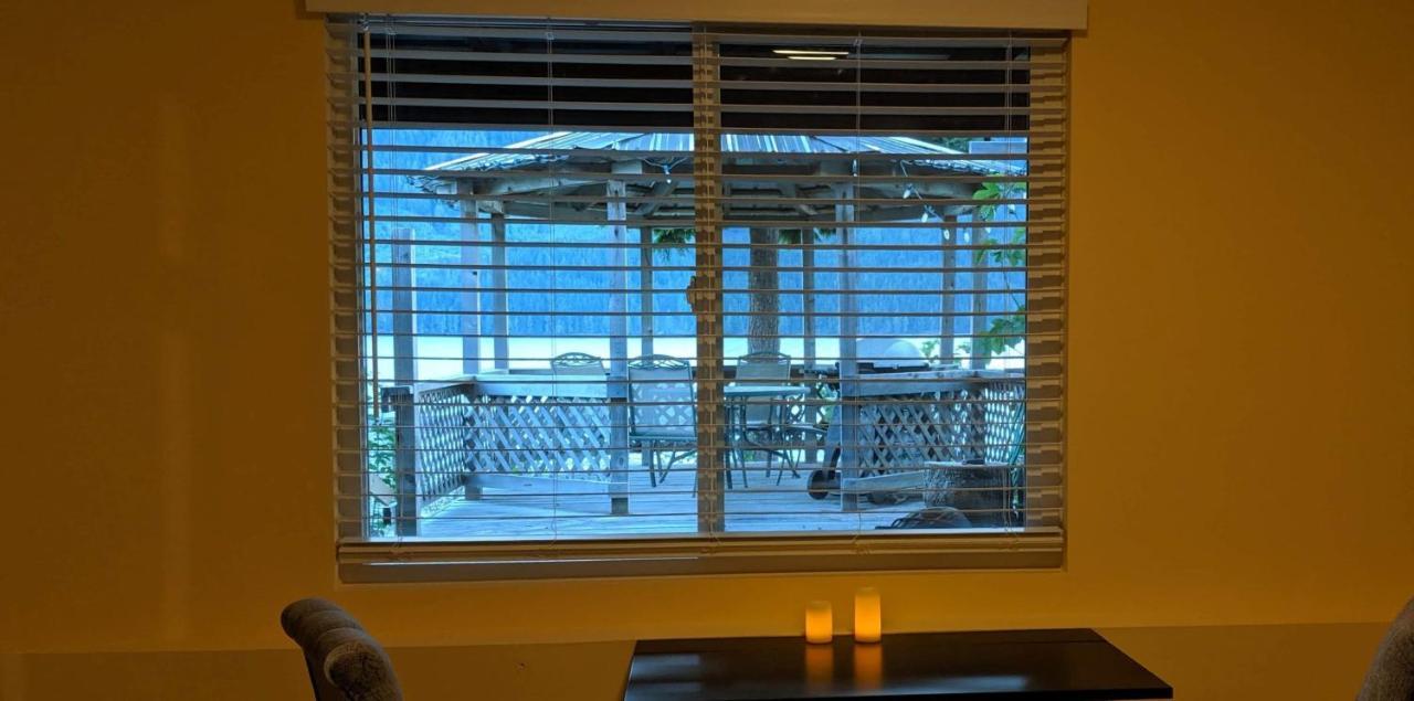 Frigon Suite -Waterfront Port Alice Exterior foto